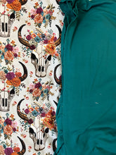 Load image into Gallery viewer, Women&#39;s Western Hoodie

